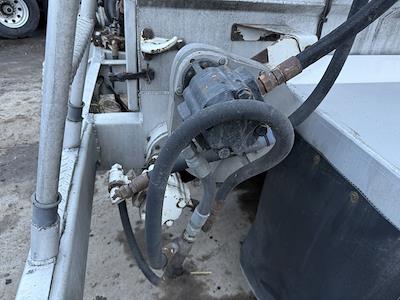 Used 2010 Ledwell Feed Trailer AL033027 for sale #AL033027 - photo 9