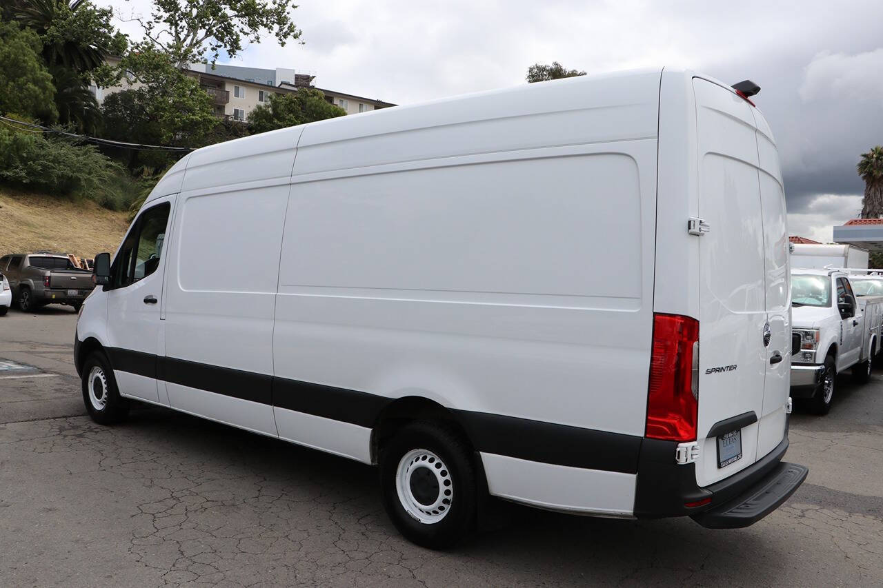 Used 2020 Freightliner Sprinter 2500 - photo 9