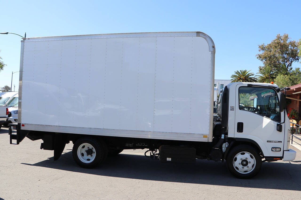 Used 2021 Isuzu NPR-XD - photo 4