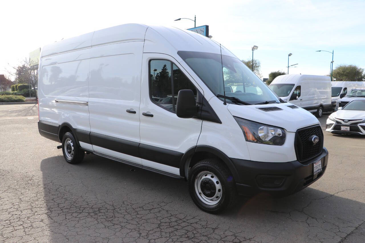 Used 2023 Ford Transit 250 - photo 7