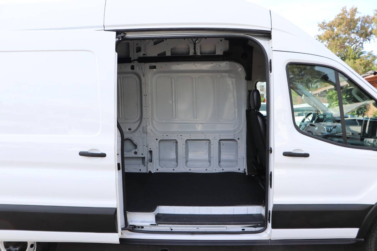 Used 2023 Ford Transit 250 - photo 12