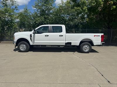 2025 Ford F-250 Crew Cab 4WD Pickup for sale #1329A - photo 2