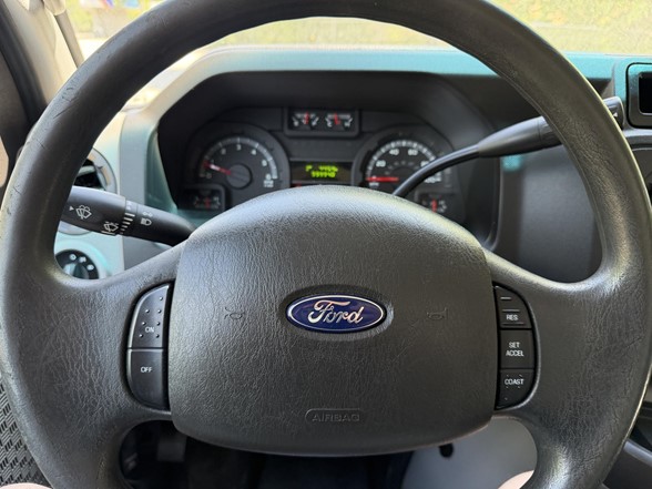 Used 2016 Ford E-350 - photo 14