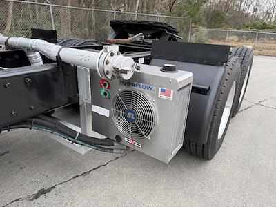 Used 2018 Kenworth T880 Paccar MX/MX-13 Semi Truck for sale #3887A - photo 2