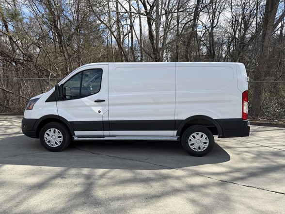 Used 2024 Ford Transit 250 - photo 2