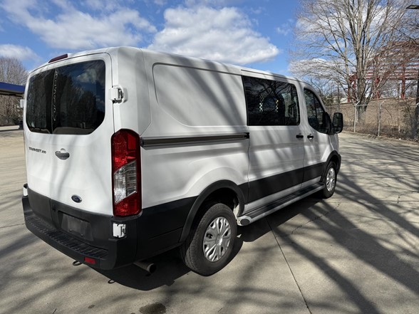 Used 2024 Ford Transit 250 - photo 9