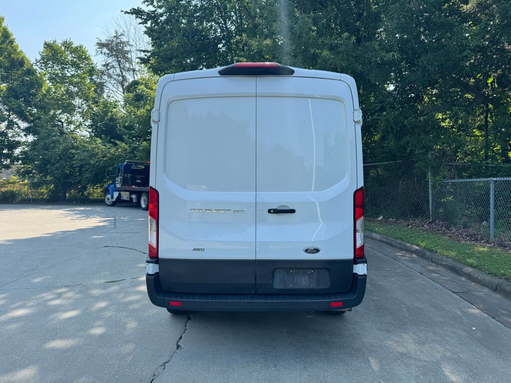 Used 2023 Ford Transit 250 - photo 6