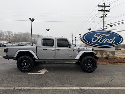 Used 2020 Jeep Gladiator - photo 1