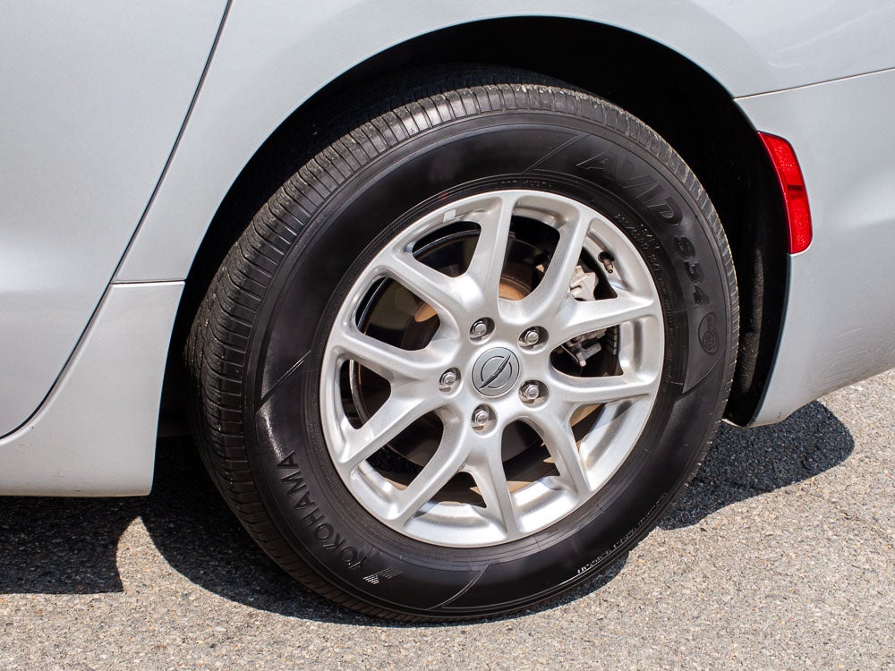 Used 2023 Chrysler Pacifica - photo 8