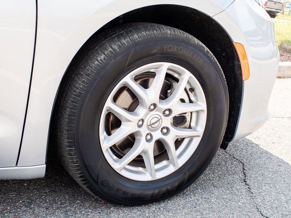 Used 2023 Chrysler Pacifica - photo 10