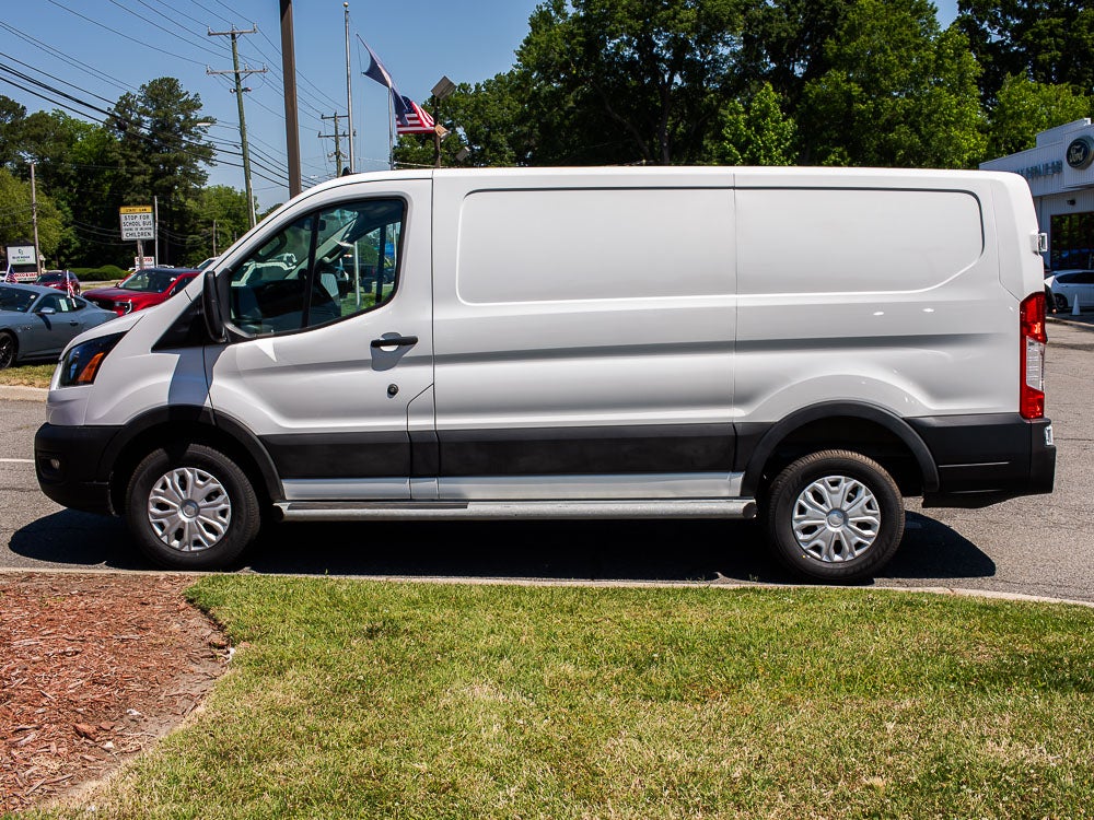 Used 2024 Ford Transit 250 - photo 5