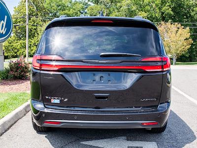 2025 Chrysler Pacifica FWD Minivan for sale #BT4315 - photo 2