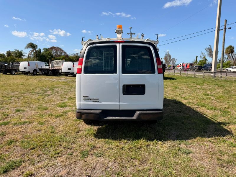 Used 2011 Chevrolet Express 2500 - photo 28
