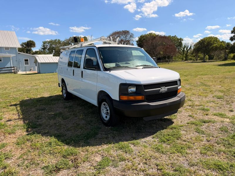 Used 2011 Chevrolet Express 2500 - photo 53