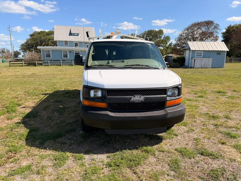 Used 2011 Chevrolet Express 2500 - photo 57
