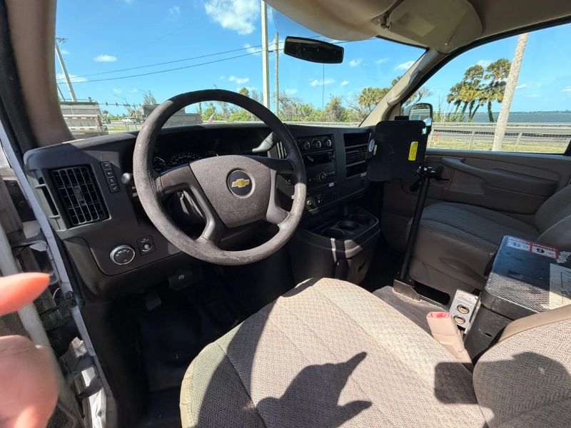Used 2011 Chevrolet Express 2500 - photo 64