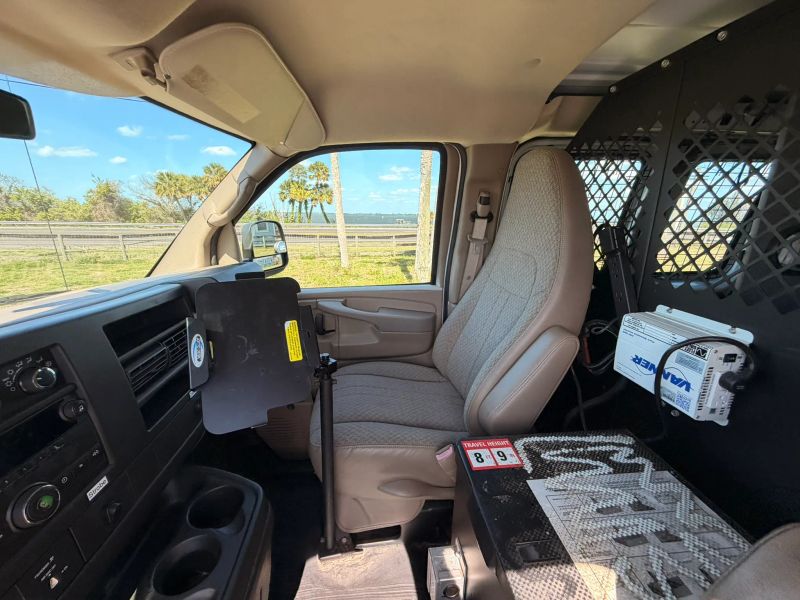 Used 2011 Chevrolet Express 2500 - photo 69