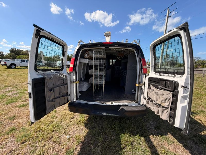 Used 2011 Chevrolet Express 2500 - photo 72