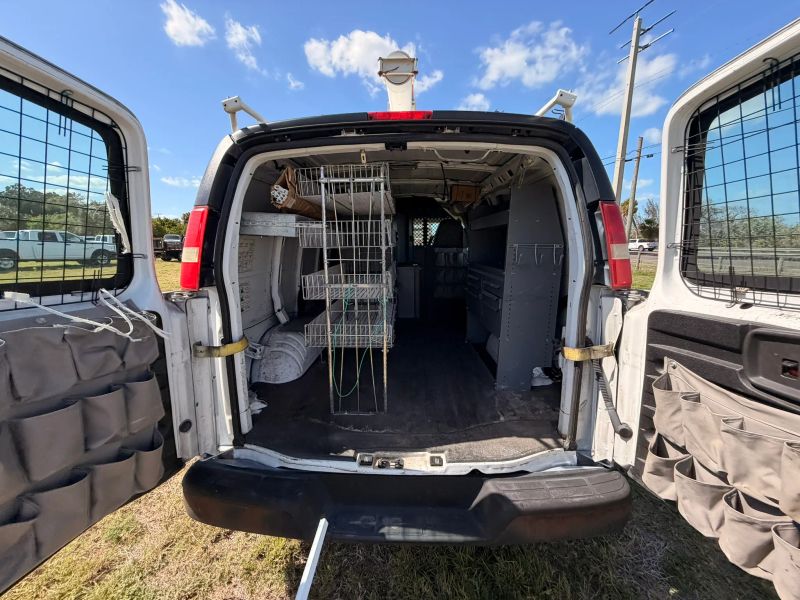 Used 2011 Chevrolet Express 2500 - photo 73