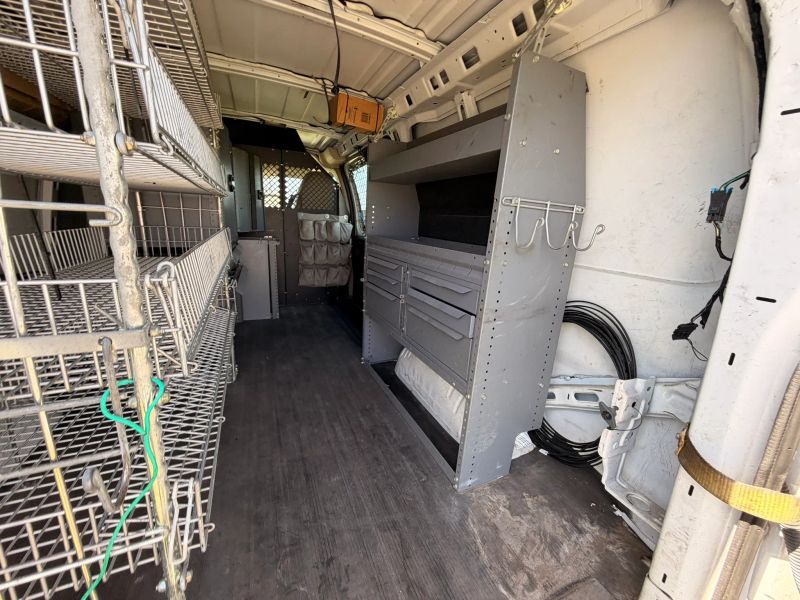 Used 2011 Chevrolet Express 2500 - photo 77