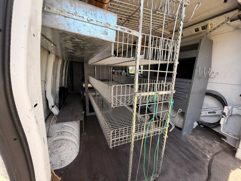 Used 2011 Chevrolet Express 2500 - photo 78