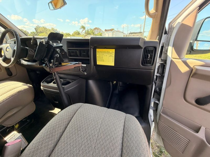 Used 2011 Chevrolet Express 2500 - photo 91