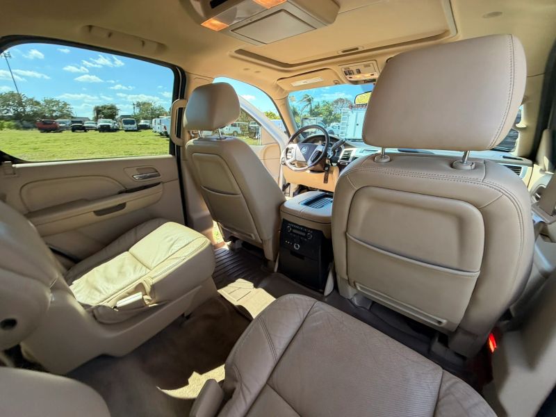 Used 2012 Cadillac Escalade - photo 93