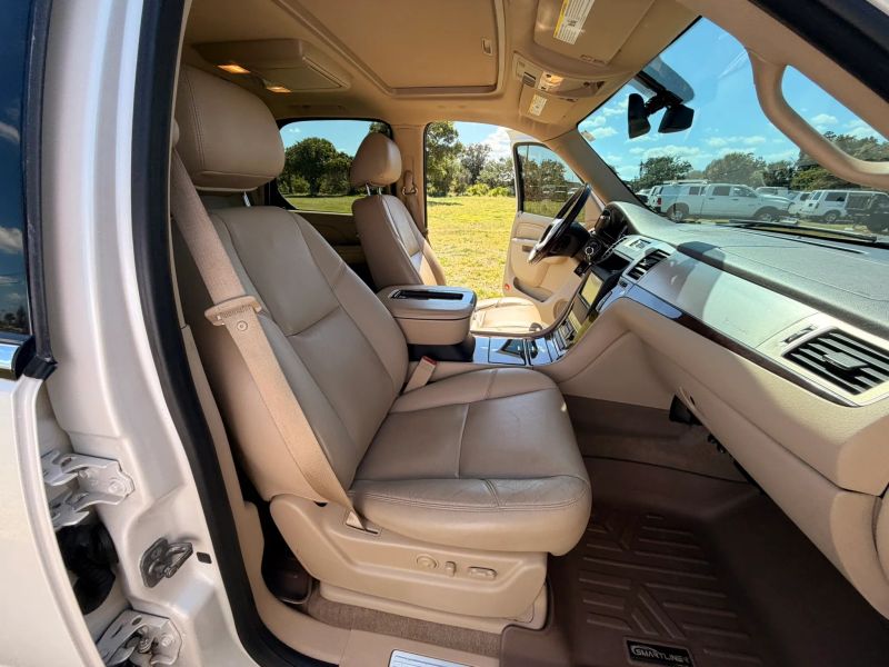 Used 2012 Cadillac Escalade - photo 97