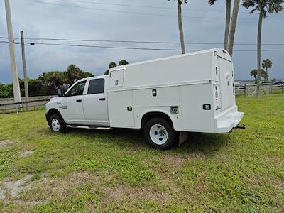 Used 2015 Ram 3500 Crew Cab Knapheide Service Truck for sale #642852 - photo 2