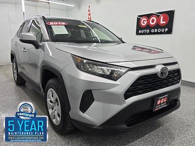 Used 2019 Toyota RAV4 - photo 1
