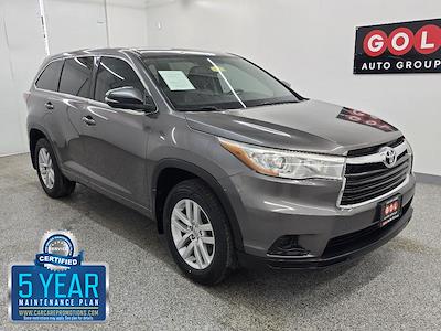 Used 2015 Toyota Highlander LE for sale #16883 - photo 1