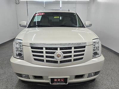 Used 2013 Cadillac Escalade Luxury for sale #16887 - photo 2