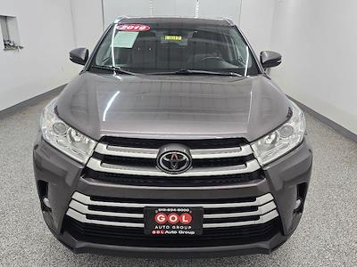 Used 2019 Toyota Highlander - photo 1