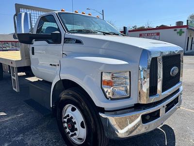 Used 2021 Ford F-750 - photo 1