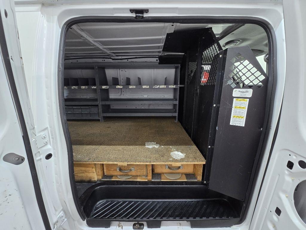 Used 2013 Ford E-150 - photo 17
