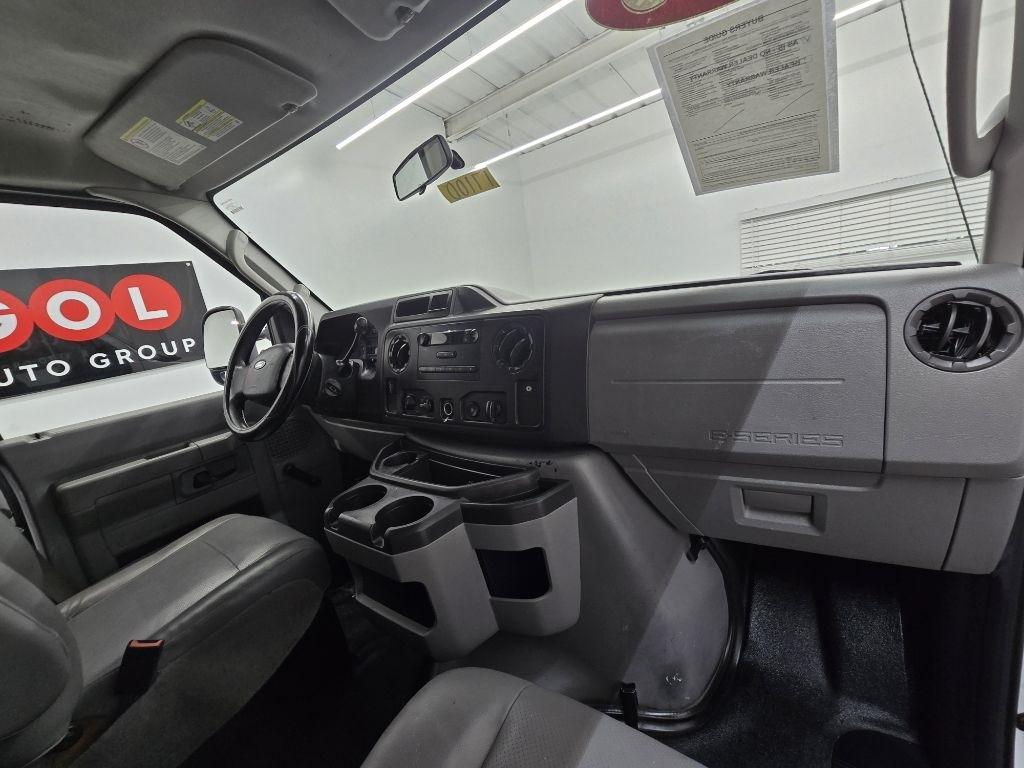 Used 2013 Ford E-150 - photo 22