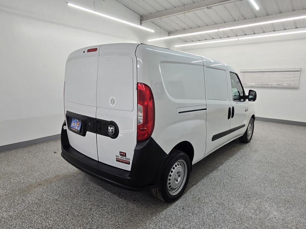 Used 2016 Ram ProMaster City - photo 2