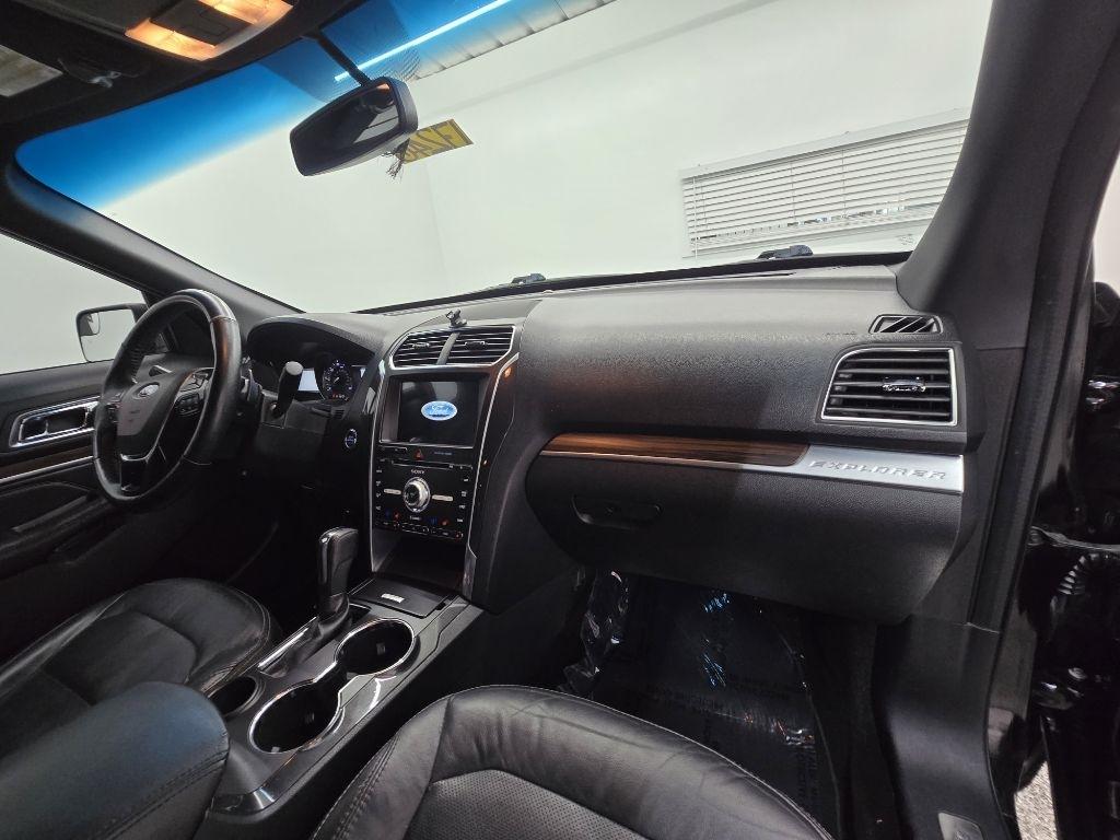 Used 2017 Ford Explorer - photo 24
