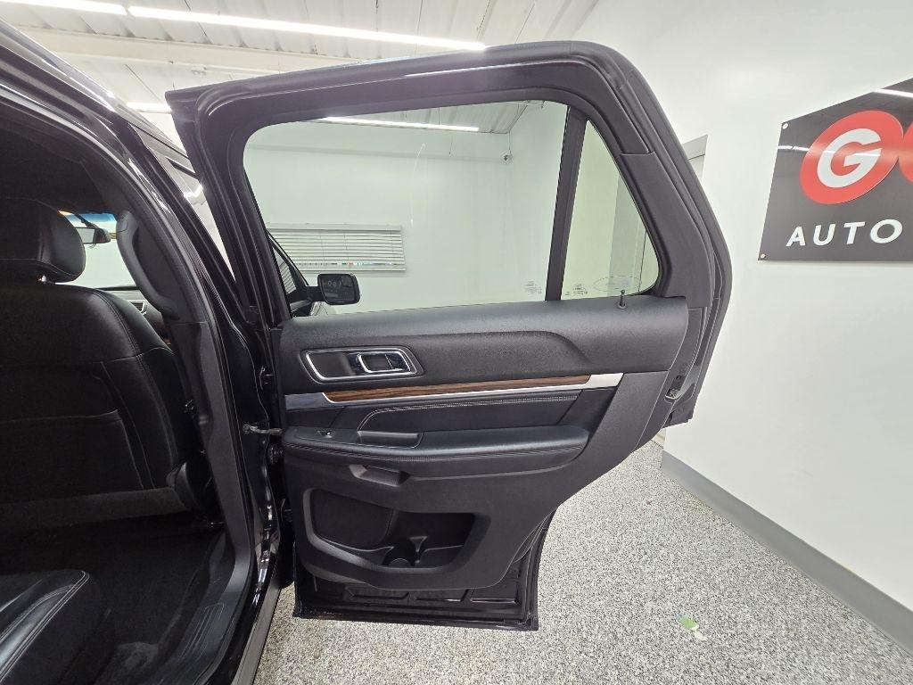 Used 2017 Ford Explorer - photo 31