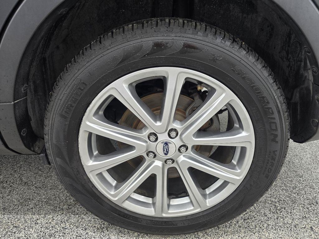 Used 2017 Ford Explorer - photo 33