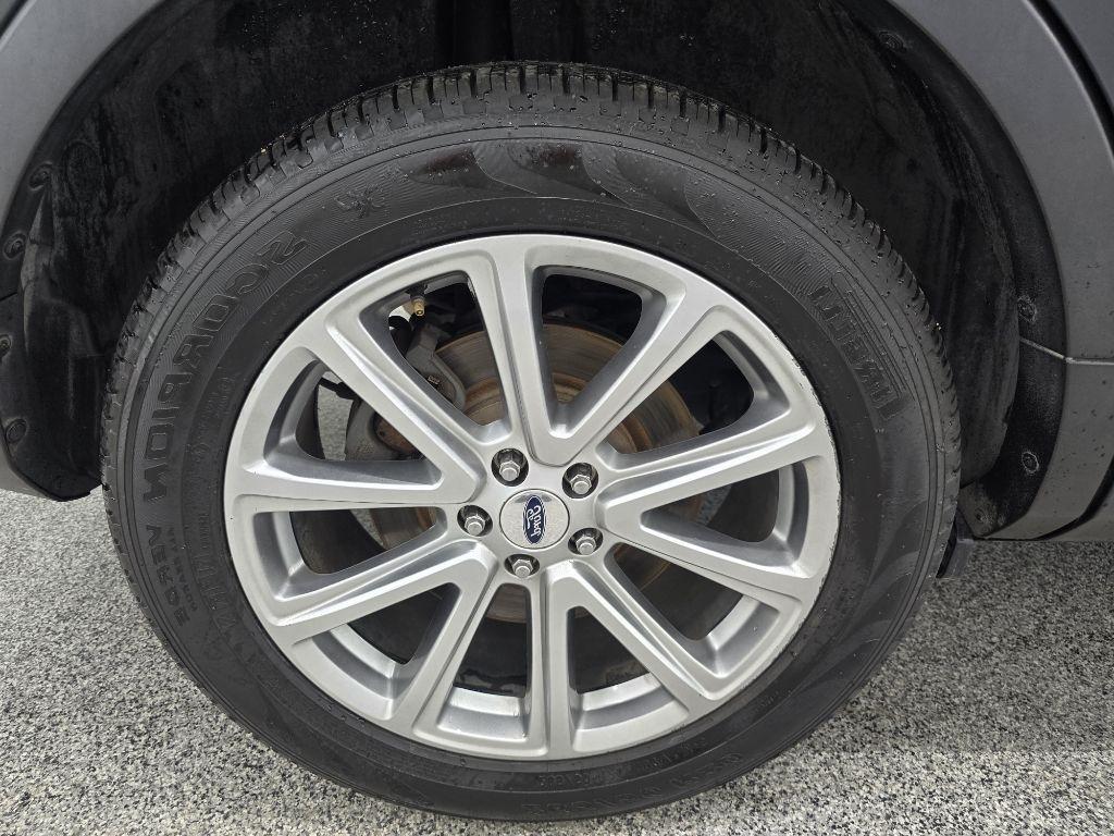 Used 2017 Ford Explorer - photo 36