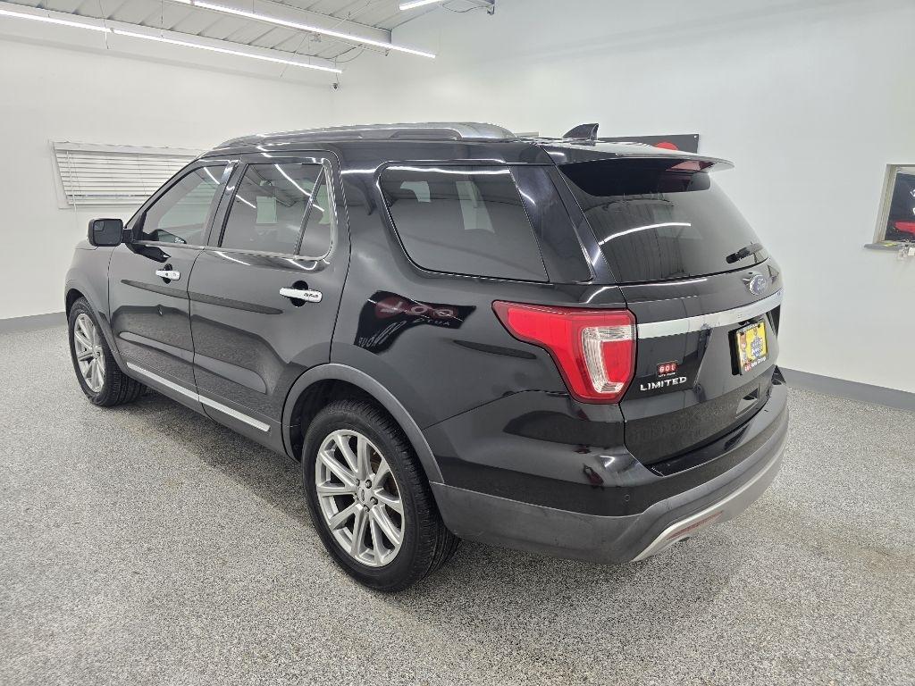 Used 2017 Ford Explorer - photo 7