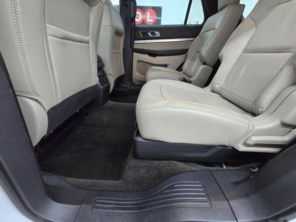 Used 2018 Ford Explorer - photo 16