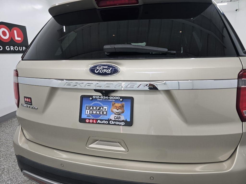 Used 2017 Ford Explorer - photo 10