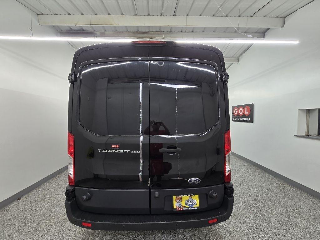 Used 2017 Ford Transit 250 - photo 9
