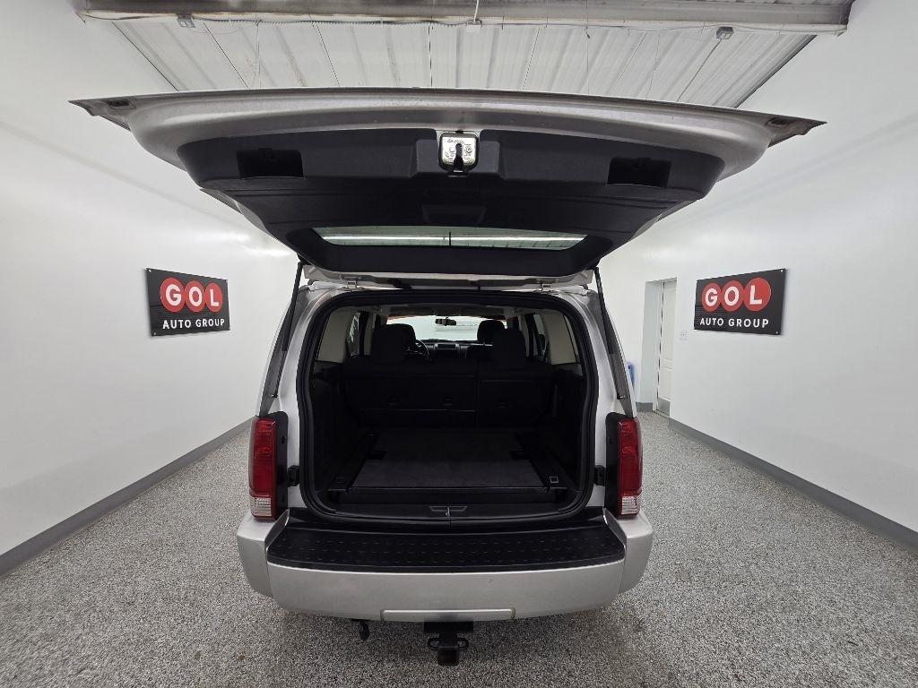 Used 2011 Dodge Nitro - photo 19