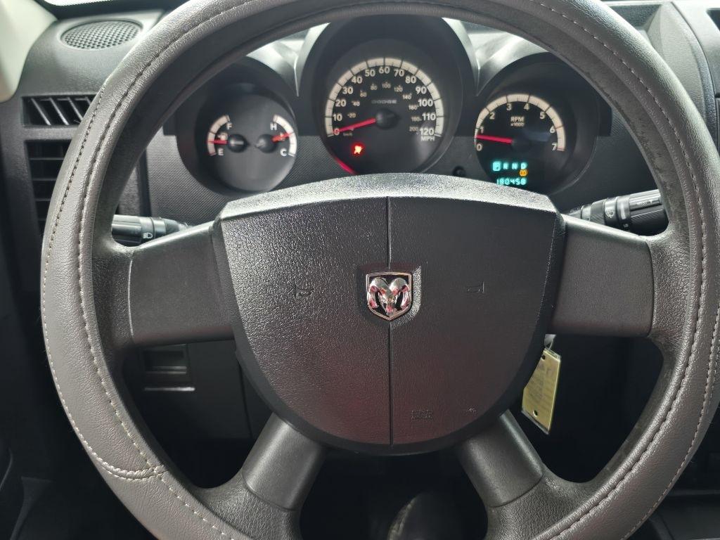 Used 2011 Dodge Nitro - photo 24