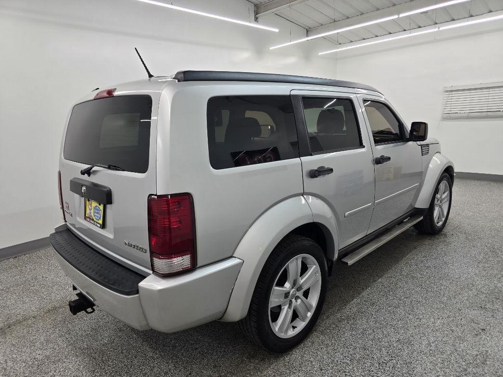 Used 2011 Dodge Nitro - photo 8