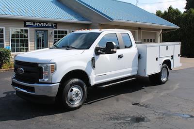 Used 2017 Ford F-350 Super Cab 4x4 Knapheide 9' Service Truck for sale #13160 - photo 1