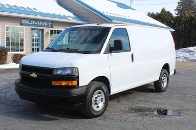 Used 2022 Chevrolet Express 2500 - photo 1